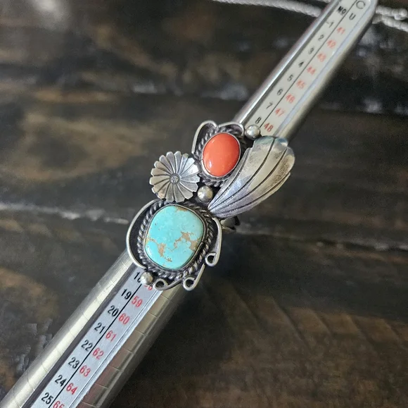 Vintage Navao Turquoise/Coral Ring - Picture 4 of 4